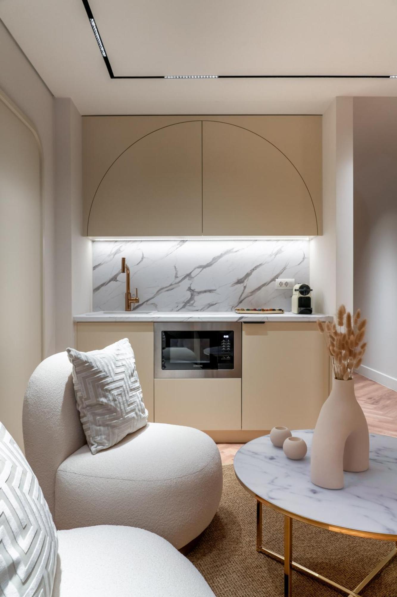 Dion Luxury Apartment *